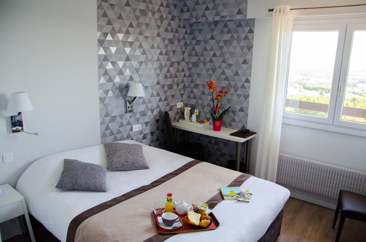 Logis Hotel De La Bruyere プゾージュ エクステリア 写真
