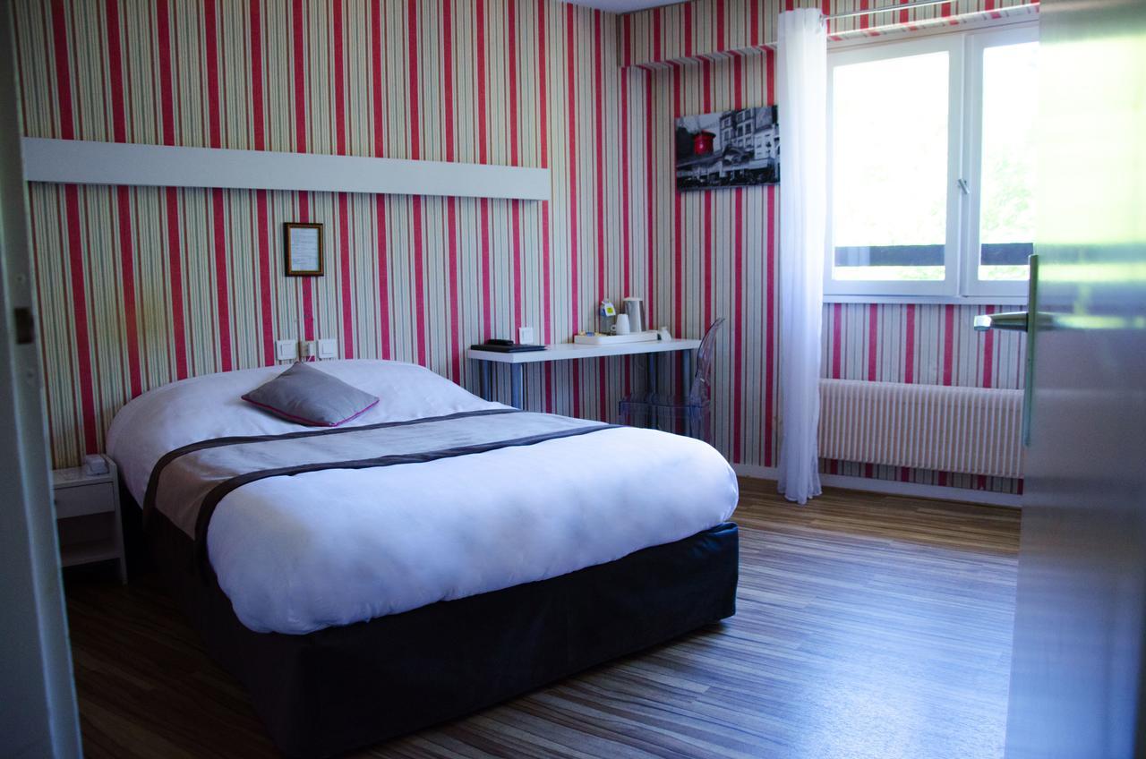 Logis Hotel De La Bruyere プゾージュ エクステリア 写真
