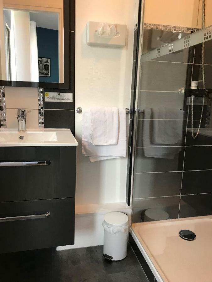 Logis Hotel De La Bruyere プゾージュ エクステリア 写真